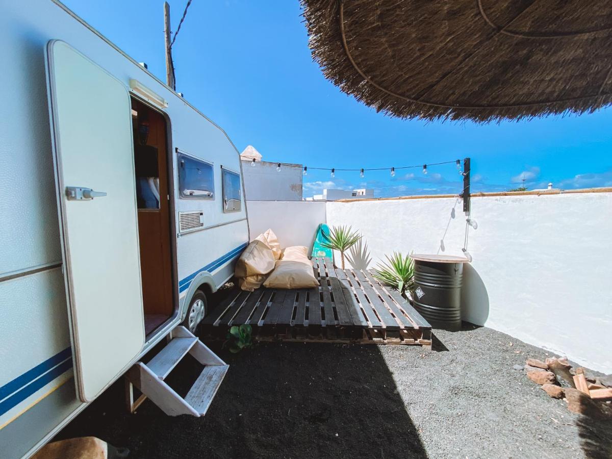 Glamping Caravan Lanzarote Tinajo Exterior photo